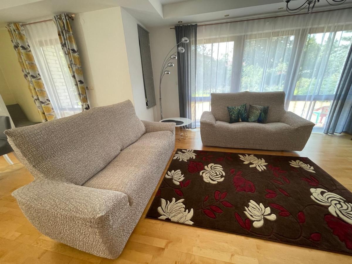 Vila Berlin Praag Buitenkant foto