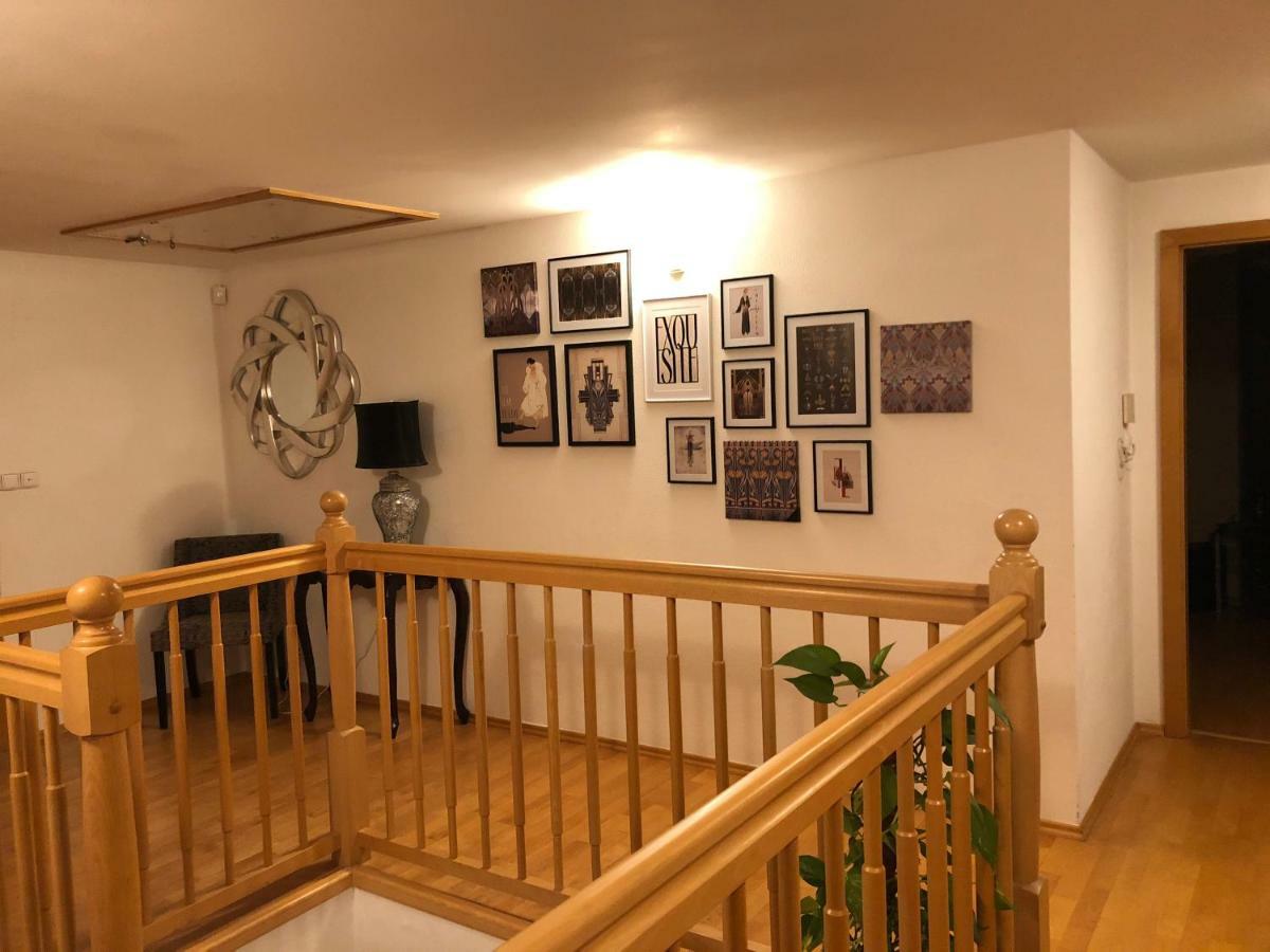 Vila Berlin Praag Buitenkant foto